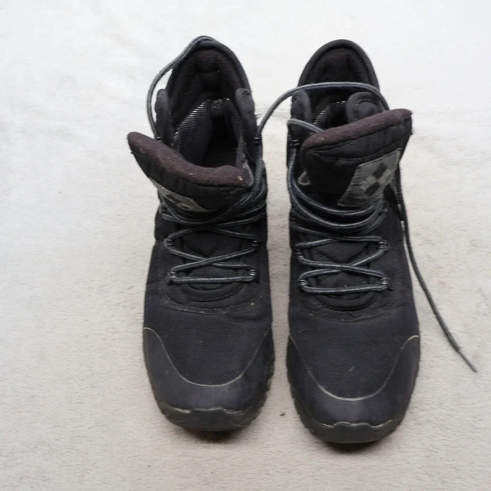 Columbia Mens 9.5 Hiking Boots Black Fairbanks Omni-Heat Waterproof YM0762-010
